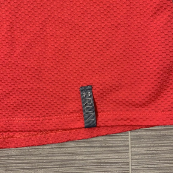 Tank top - Picture 3 of 5